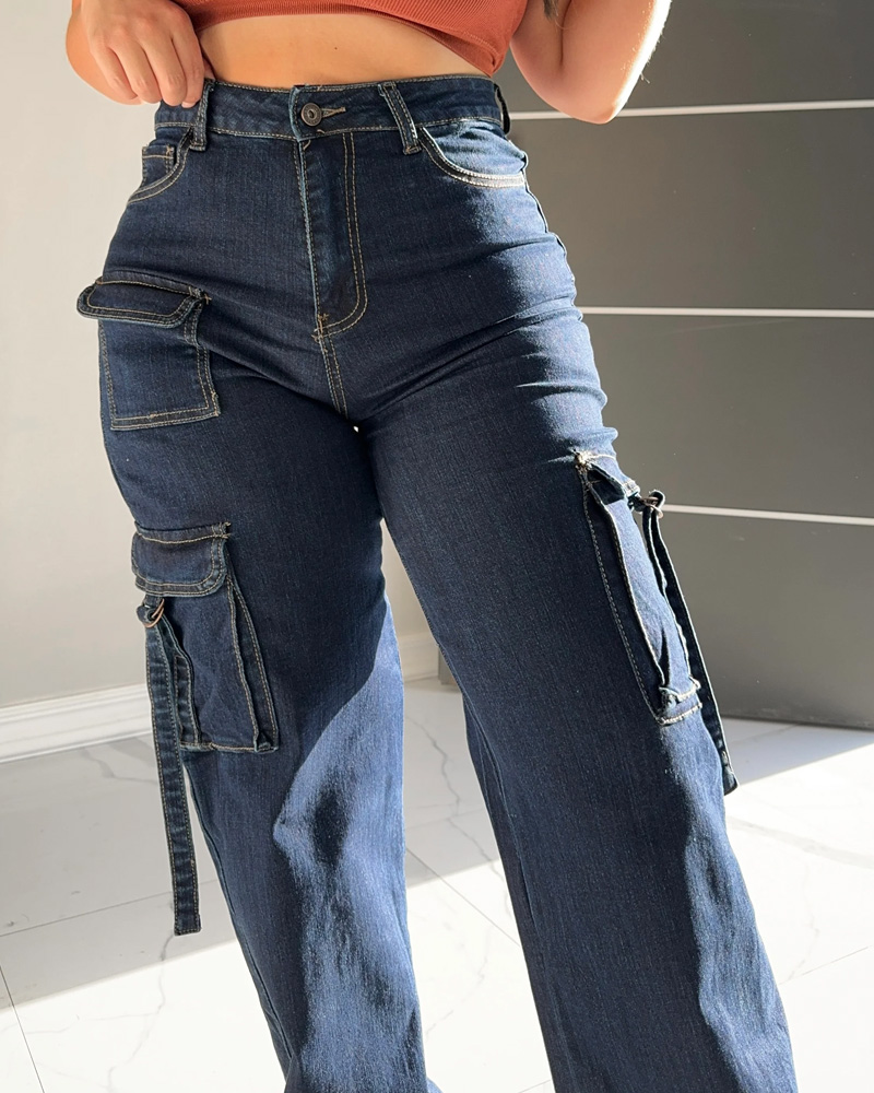 Multi-Pocket Cargo Jeans